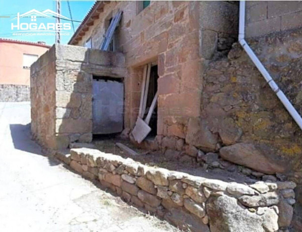 Chalet independiente en venta en , Oia thumbnail 1