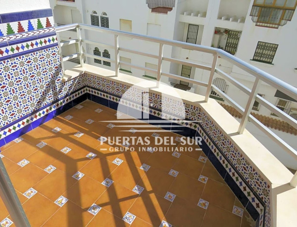 Apartment for sale in Calle Lora del Río, 2, Rota thumbnail 2