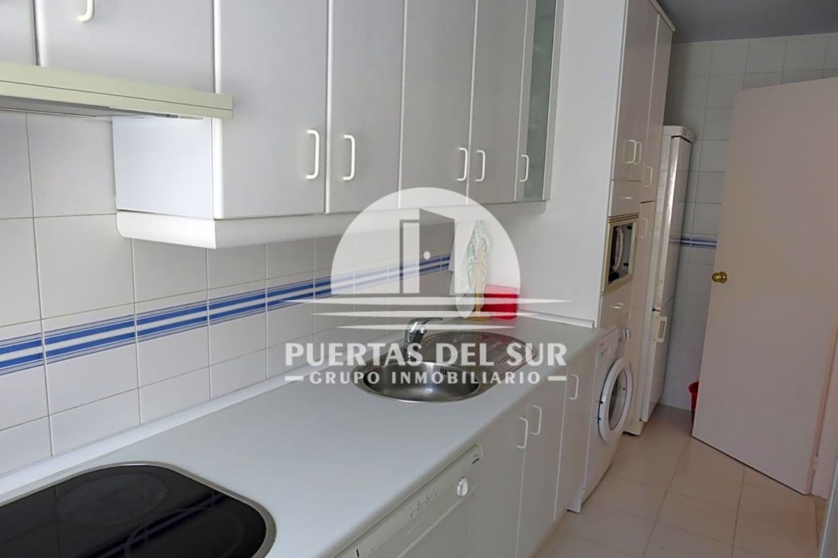 Sale of apartment in Calle Lora del Río, 2, Rota
photo 5