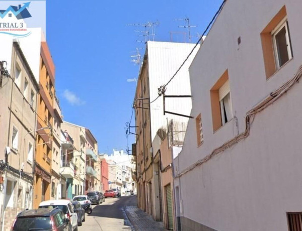 Piso en venta en Calle dels Almogàvers, Mataró photo 1