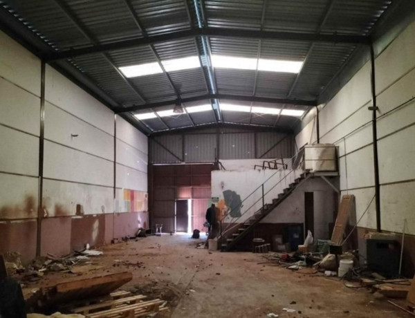 Nave en venta en Alcalá de los Gazules photo 2