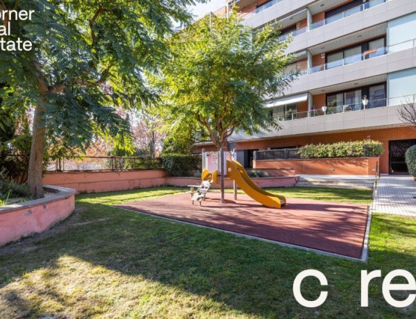 Garaje en venta en Calle de Josep de Peray, 5 , Sant Cugat del Vallès photo 1