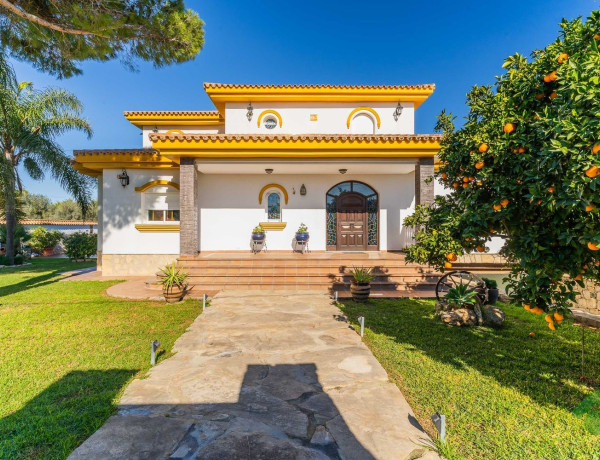 Коттедж на продажу в  Urb. CHAPARRAL, Chiclana de la Frontera photo 3