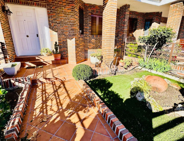 Semi-detached house for sale in  Calle Azores, 31 , Illescas photo 4