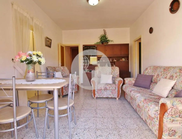Piso en venta en Avenida del Vuit de Març, Gavà thumbnail 1