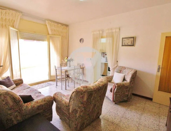 Piso en venta en Avenida del Vuit de Març, Gavà thumbnail 2