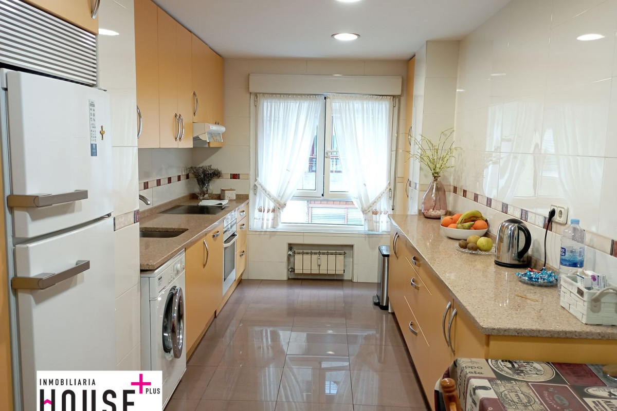 Sale of apartment in José Cueto, Avilés
 photo 4