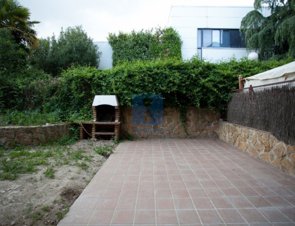 Piso en venta en Calle Fornells, Las Rozas de Madrid thumbnail 2