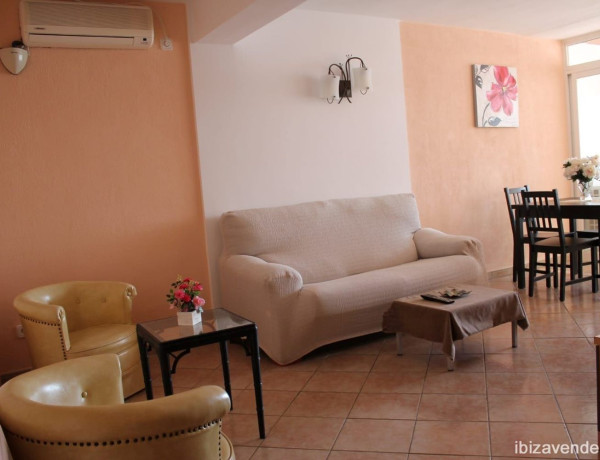 Продажа квартиры в  Calle del General Balanzat, Sant Antoni de Portmany photo 3