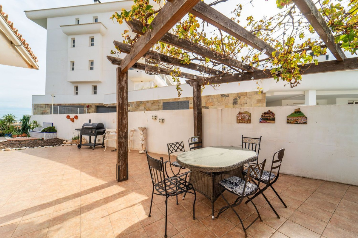 Sprzedaż niezależnego domku jednorodzinnego w  Calle Manzanilla, Fuengirola photo 5