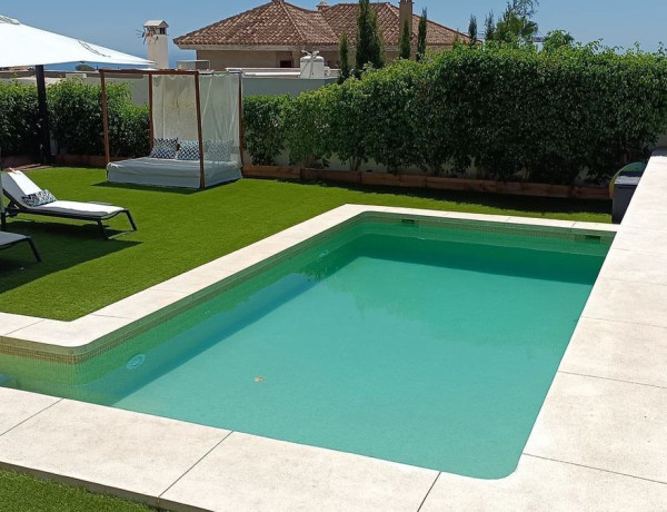 Chalet independiente en venta en Carretera de Mijas, Mijas photo 1