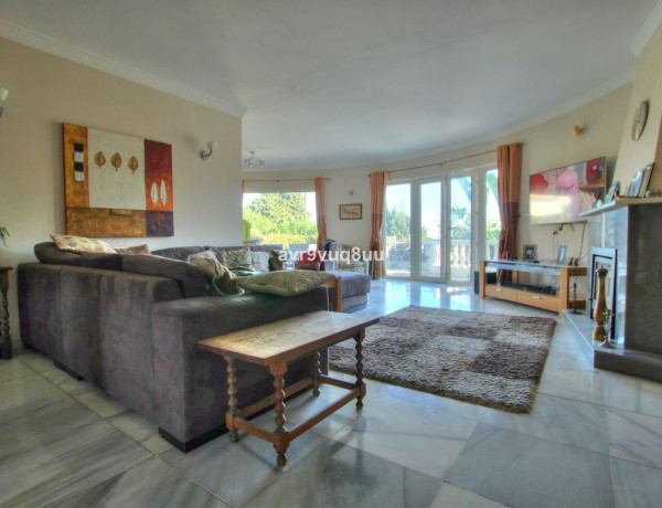 Chalet independiente en venta en  Camino de las Fincas del Chaparral, Mijas photo 4