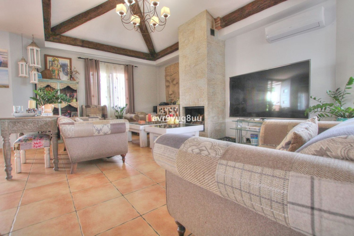 Venta de chalet independiente en Paseo Costa del Sol, Mijas
 photo 4