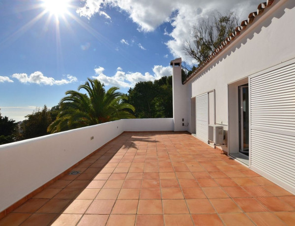Chalet independiente en venta en N-340, Benalmádena photo 1