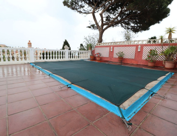 Chalet independiente en venta en Calaburra - Chaparral , Mijas thumbnail 2