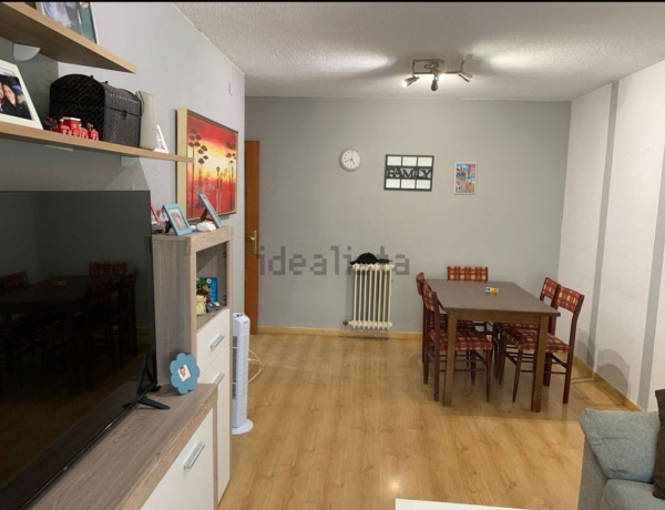 Apartment for sale in , Villares de la Reina thumbnail 2