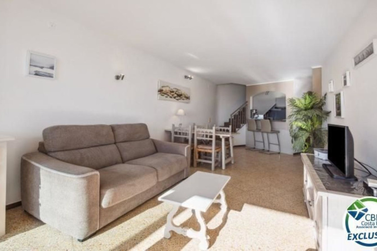 Продажа дуплекса на Calle Salins 4ª Línea, 2, Эмпуриабрава photo 2