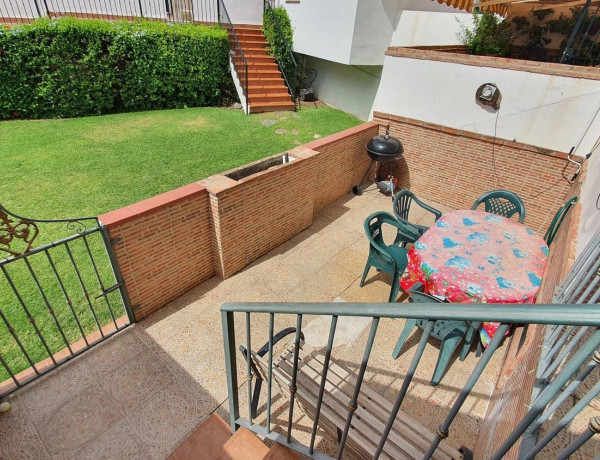 Chalet adosado en venta en  Jardines de Alhaurín-Huerta Alta-Fuensanguínea , Alhaurín de la Torre photo 4