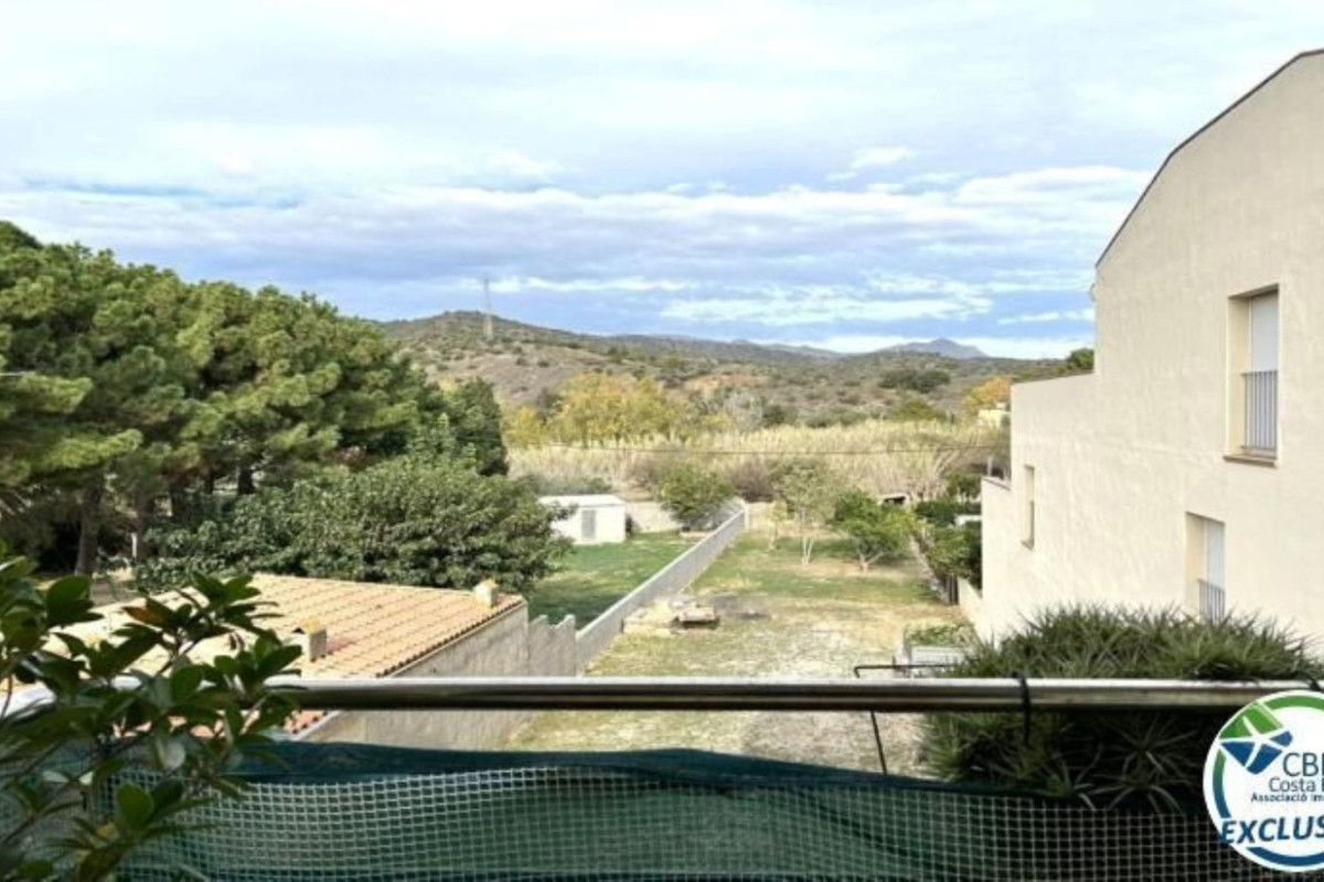 Sprzedaż mieszkania w Calle Nicolás Salmerón, 49, Llançà
photo 3