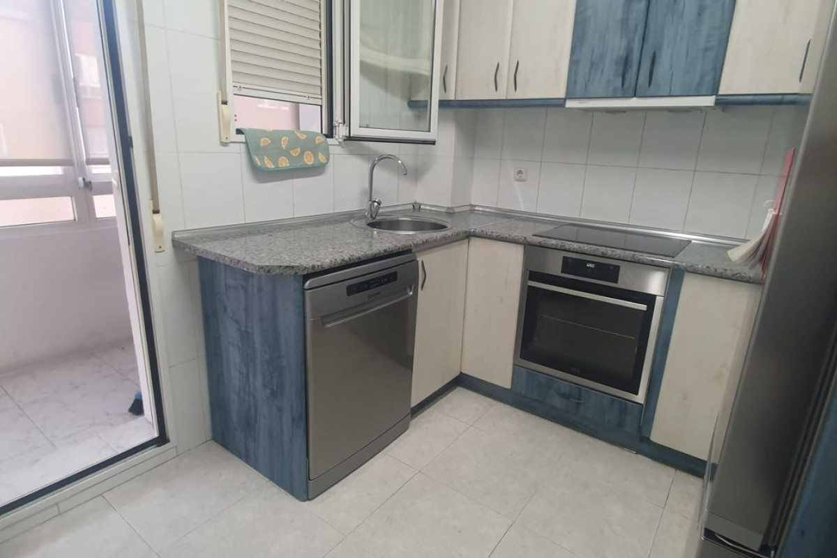 Продажа квартиры на Calle Extremadura, 19, Витория-Гастейс
 photo 2