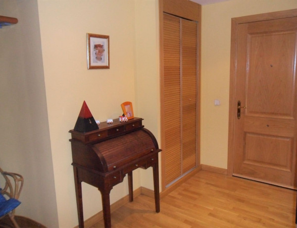 Duplex for sale in Calle Egido de la Fuente, Pinto thumbnail 1