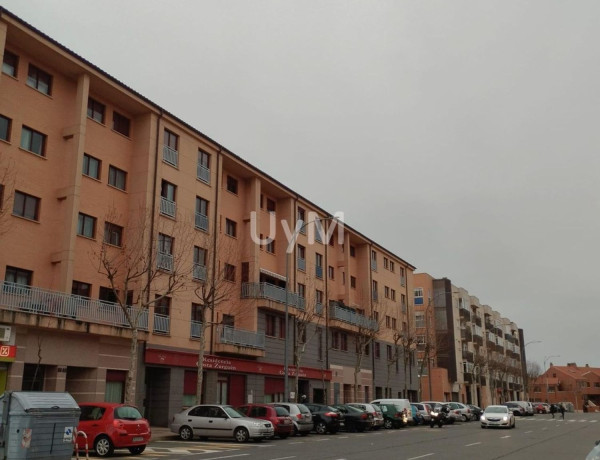 Piso en venta en Calle Corbacera, Salamanca thumbnail 2