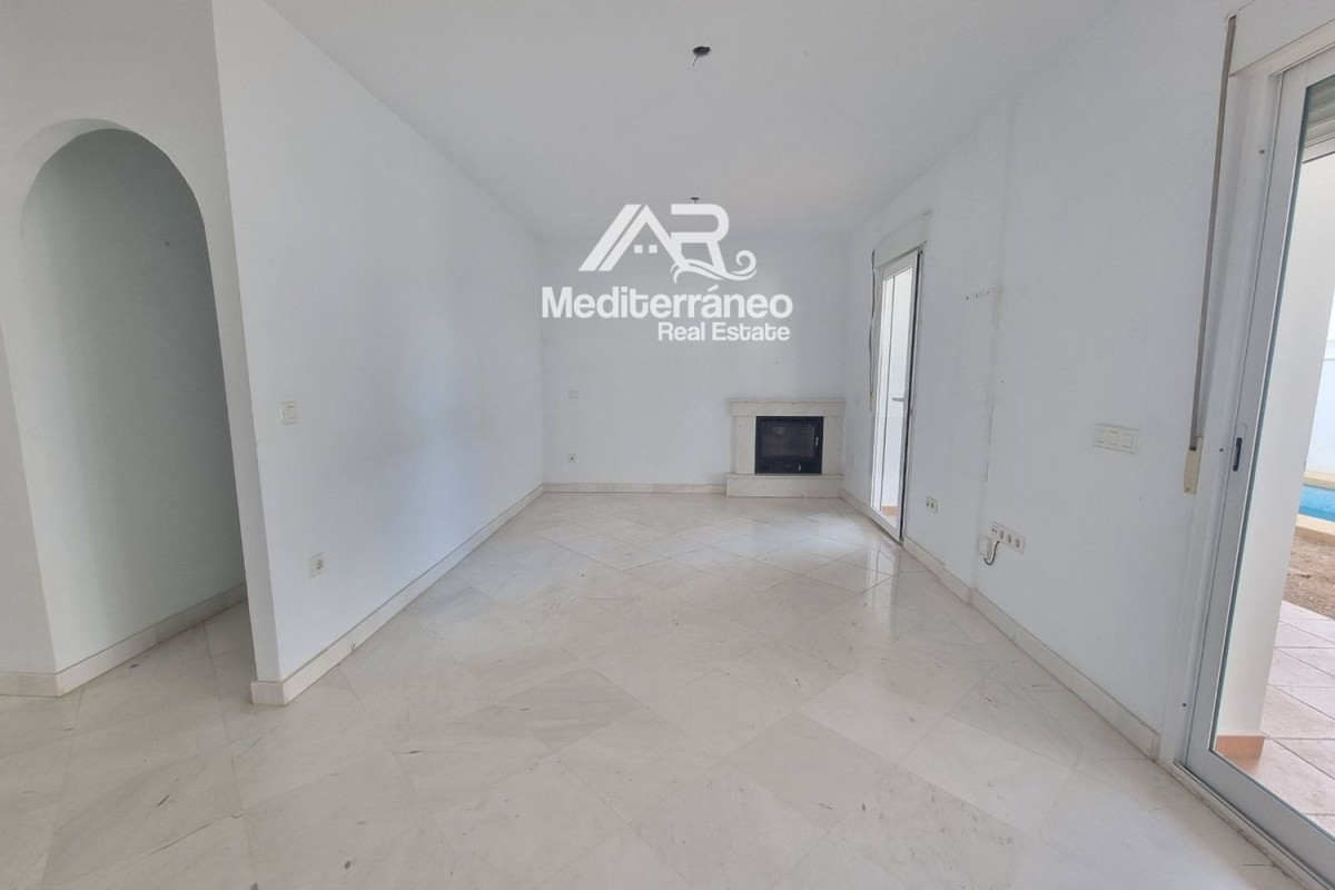 Sale of townhouse in , Bédar photo 5