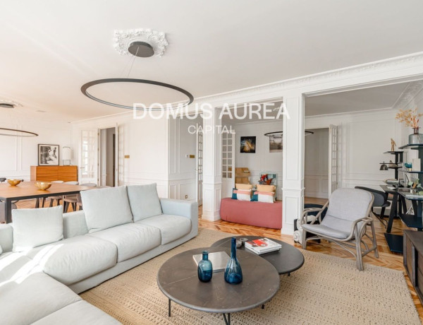Apartment for sale in Calle de Serrano, Madrid thumbnail 1