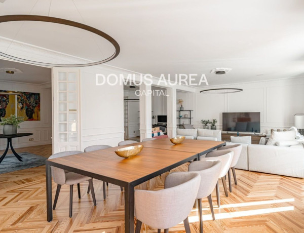 Apartment for sale in  Calle de Serrano, Madrid photo 4