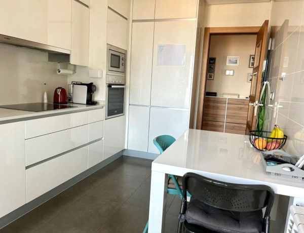 Apartment for sale in Calle de Pizarro, 14, Vigo thumbnail 1