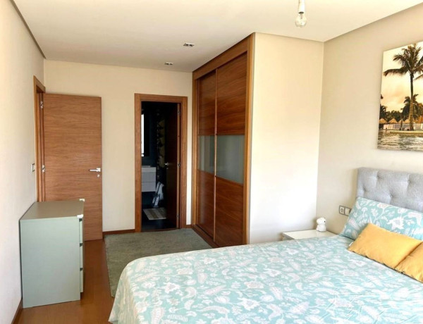 Apartment for sale in Calle de Pizarro, 14, Vigo thumbnail 2