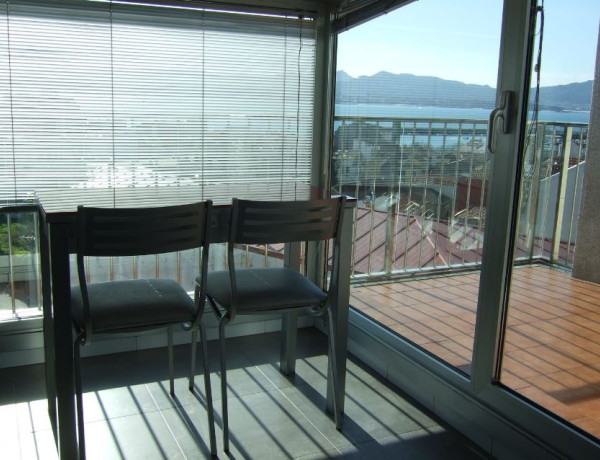 Duplex en venta en , Cangas photo 1