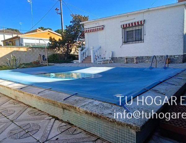 Chalet independiente en venta en , El Álamo thumbnail 1
