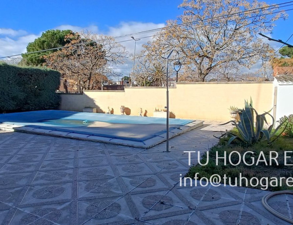Chalet independiente en venta en , El Álamo thumbnail 2