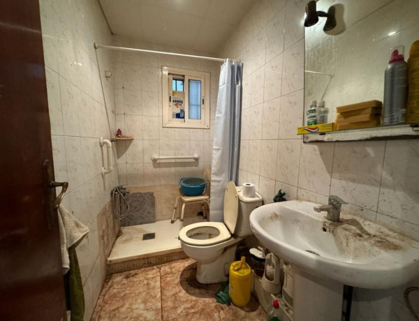 Bajo en venta en  Calle Cooperativa, Hospitalet de Llobregat photo 4