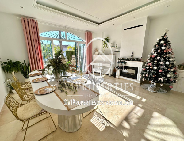 Semi-detached house for sale in  Calle Laurel, 4 , Estepona photo 4