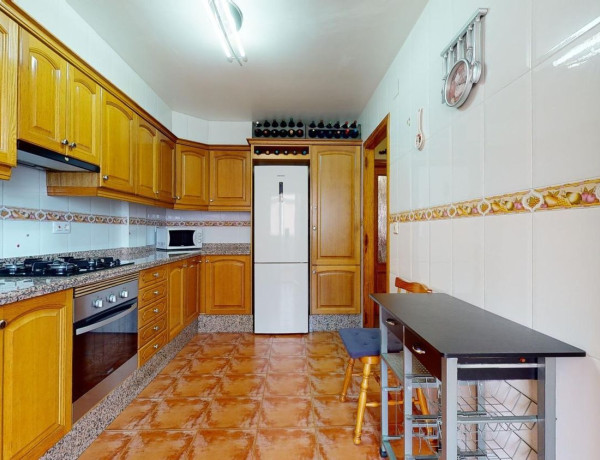 Bajo en venta en  Casco urbano , Aspe photo 2