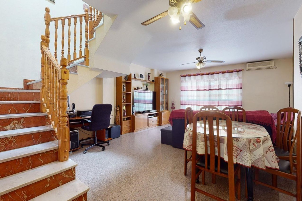 Продажа квартиры в Каско урбано, Аспе
photo 4