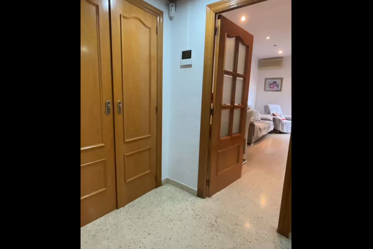 Продажа квартиры на Avenida d'Isabel la Catòlica, Госпиталет-де-Льобрегат
photo 2
