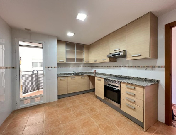 Продажа квартиры в  Núcleo Urbano , La Pobla de Vallbona photo 1