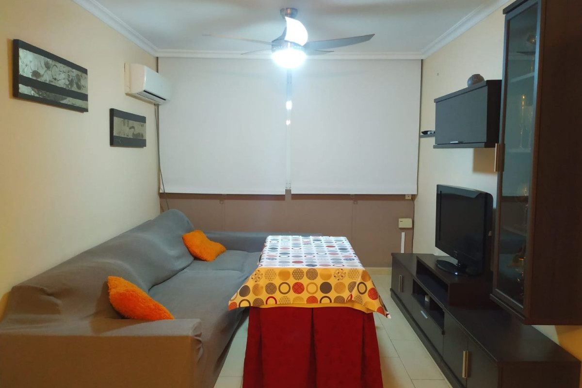 Venta de piso en Plaza DE ROMA, 18, Montequinto
photo 1