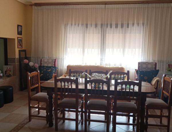 Chalet independiente en venta en , Viso del Marqués photo 1
