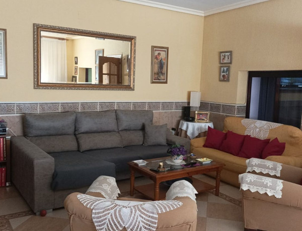 Chalet independiente en venta en , Viso del Marqués photo 2