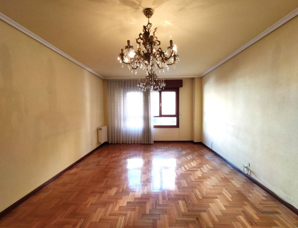 Продажа квартиры в , Haro photo 1