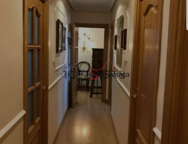 Apartment for sale in  Centro , Salamanca photo 1