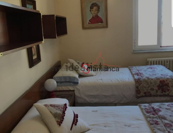 Apartment for sale in  Centro , Salamanca photo 3