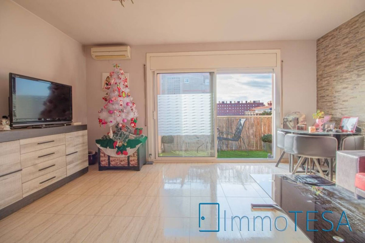 Sale of apartment in Ca N'Oriac - Can Puiggener, Sabadell
photo 4