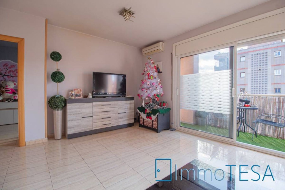 Sale of apartment in Ca N'Oriac - Can Puiggener, Sabadell
photo 5