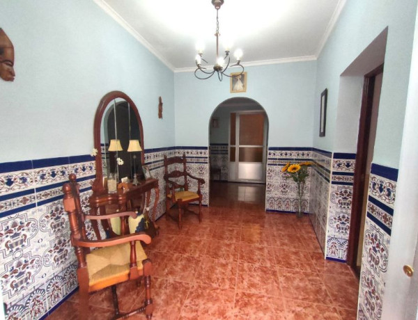 Chalet adosado en venta en , Valdepeñas photo 1