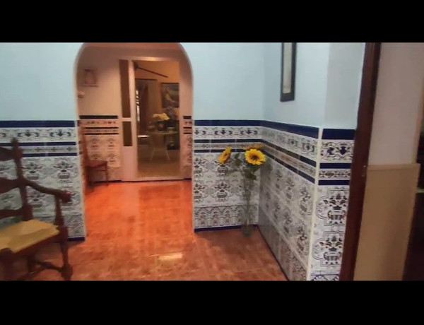 Chalet adosado en venta en , Valdepeñas photo 2